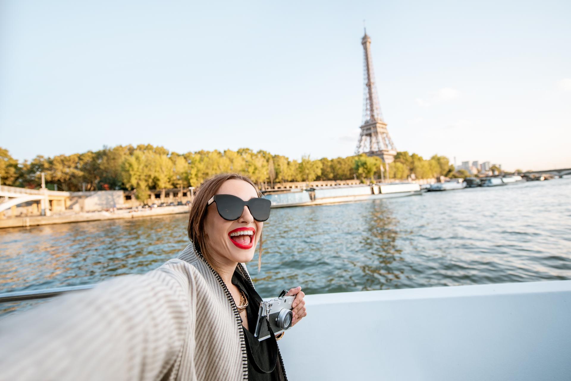paris-river-cruise